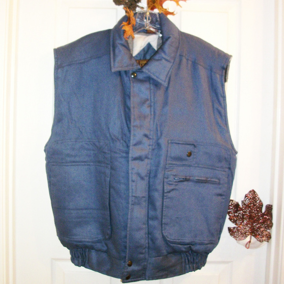 Branded Lion Other - SOLD!  BRANDED LION XL Men's Warm Heavy Vest Flannel Lined